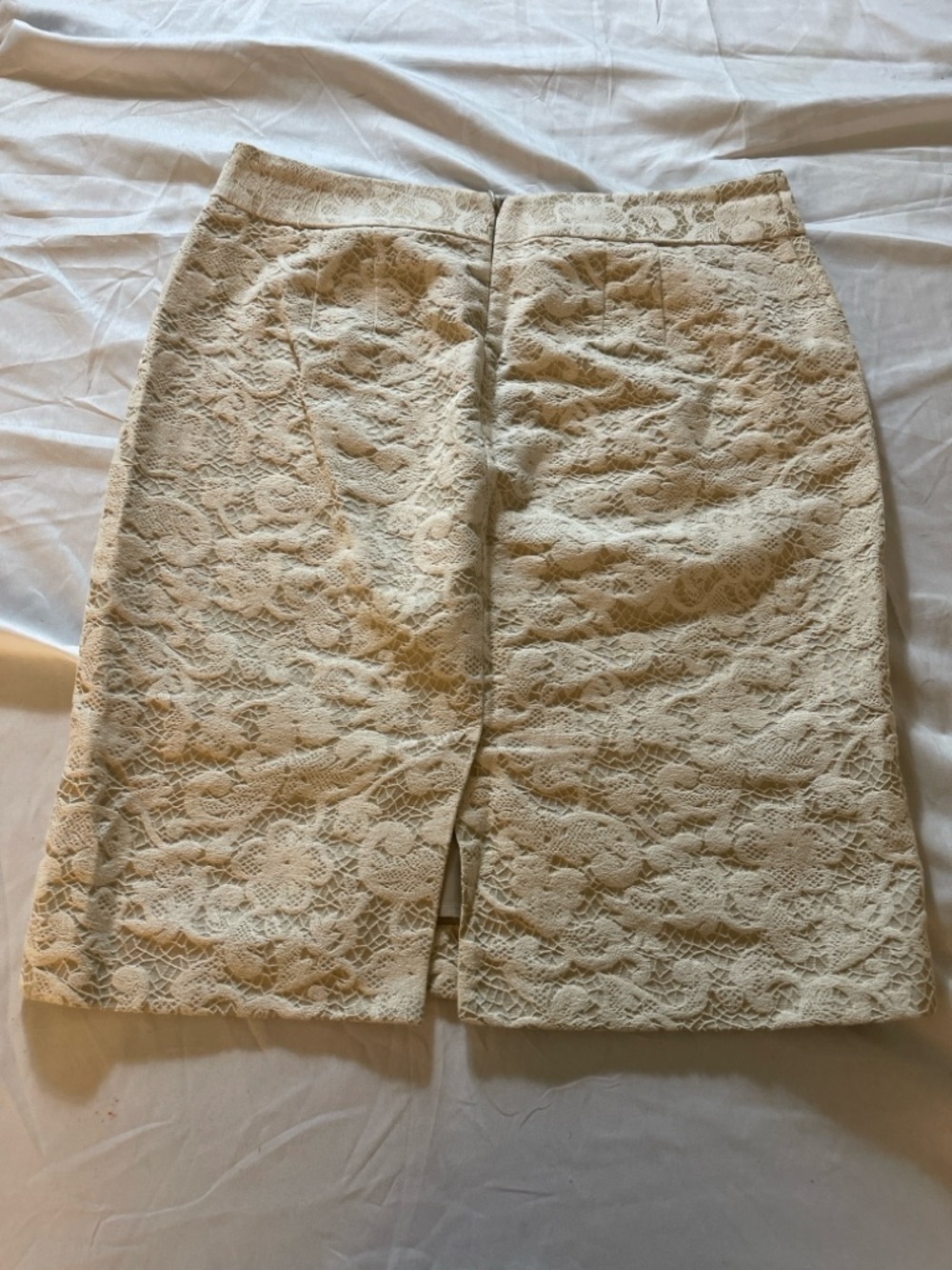 Banana Republic Lace Skirt Cream Size 10 Pencil Lined Elegant Work Occasion - Picture 4 of 9